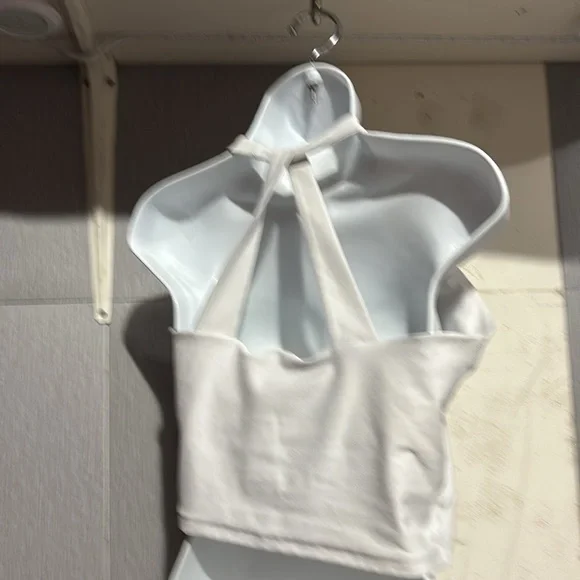 BEYOND YOGA SPORTS BRA - Picture 2 of 3